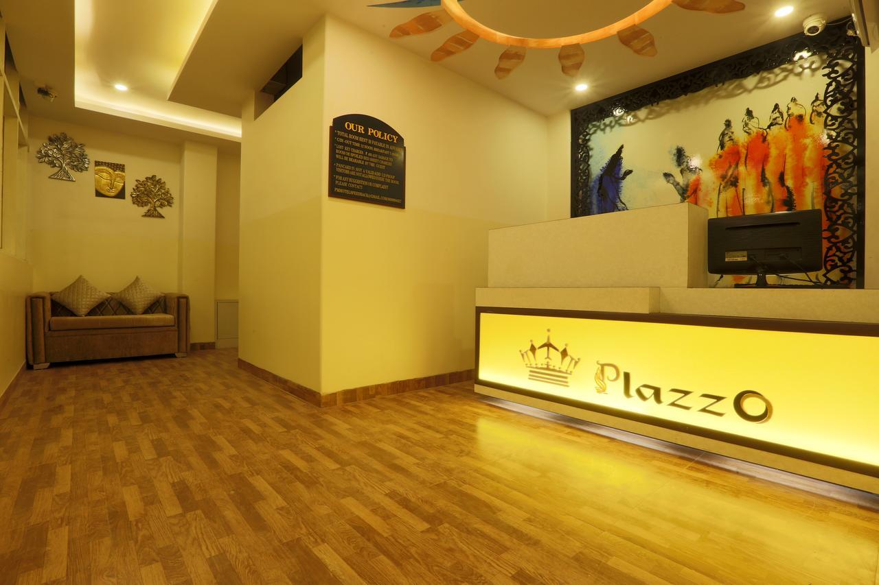 Plazzo Hotel New Delhi Exterior photo